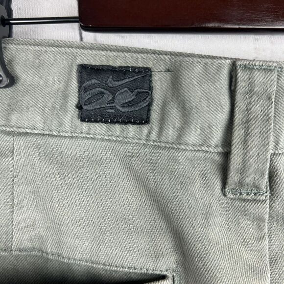 Nike SB 6.0 Shorts Mens‎ 36 Gray Pockets Casual 90s Y2K Preppy Logo Skater Flaw - Picture 7 of 11